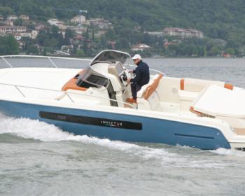 Invictus Yacht